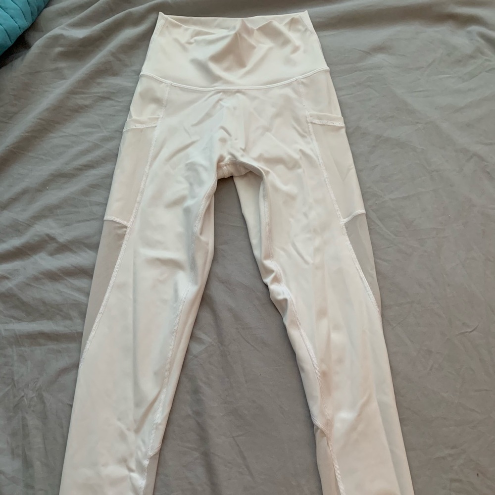White Aerie offline leggings